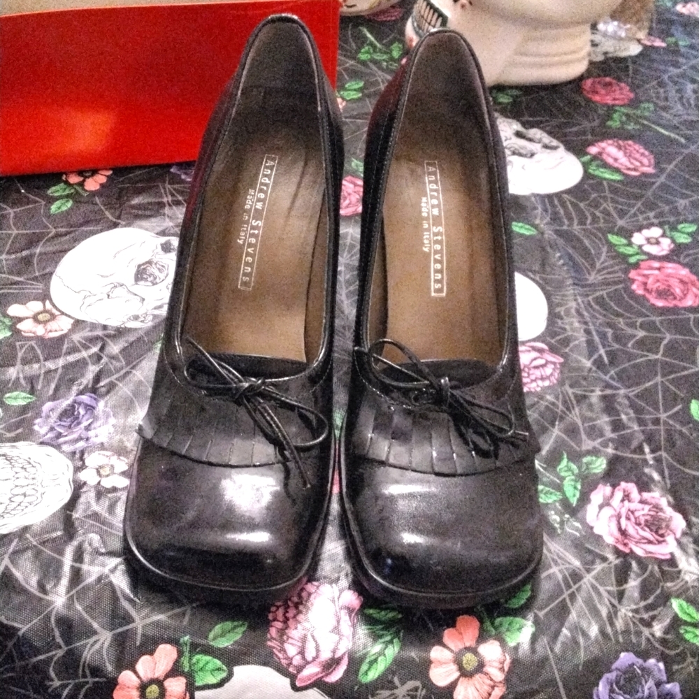 Black heels Genuine leather